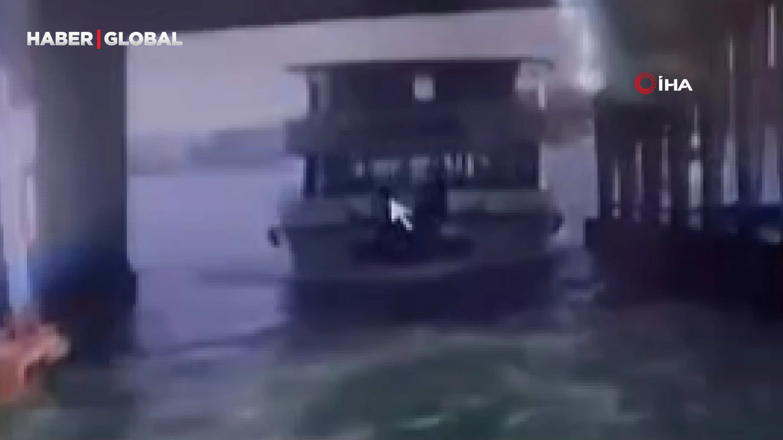 İstanbul'da gemi personelinin hayatını kaybettiği kazanın görüntüleri ortaya çıktı