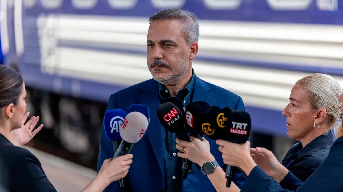 Dışişleri Bakanı Hakan Fidan Kiev'de