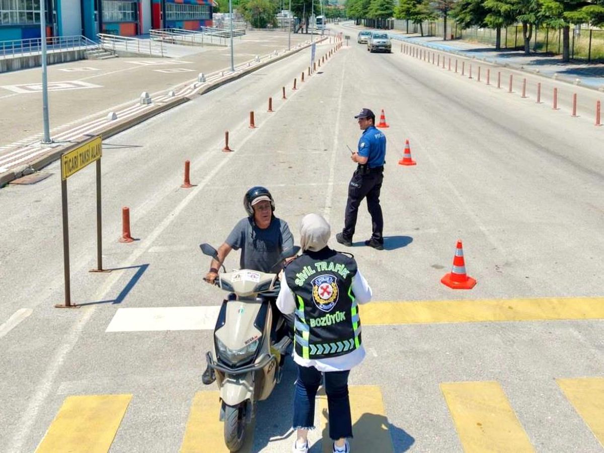 Bilecik'te drone destekli trafik denetimi