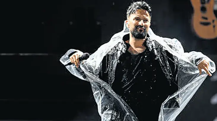 Tarkan sevgisi yağmura direndi