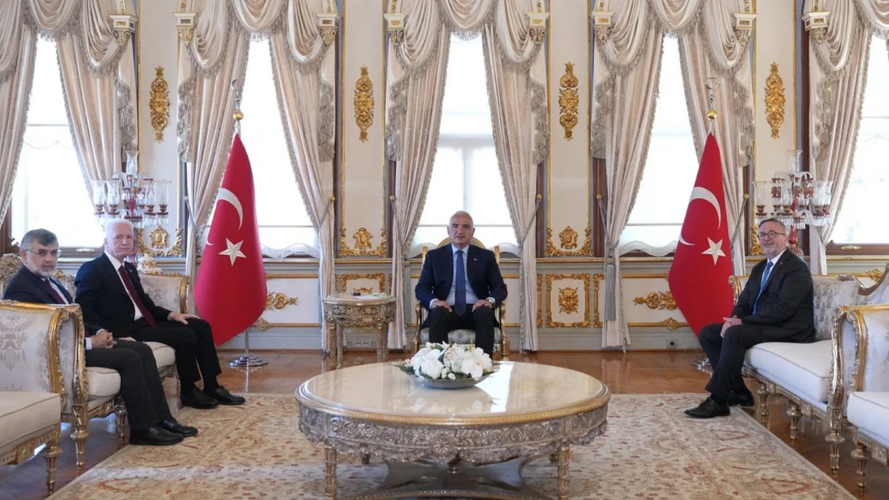 Bakan Ersoy'dan İstanbul mesajı