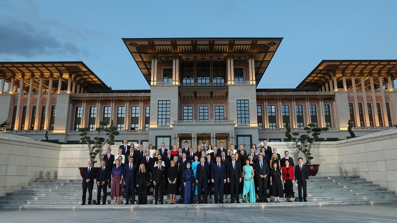 NATO Zirvesi'nde Çekya krizi! İki lider ayrı uçaklarla geldi
