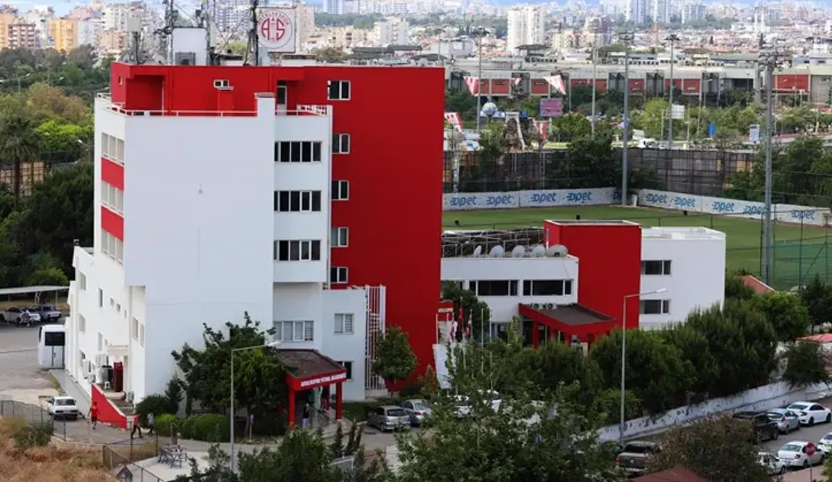 Antalyaspor'da tapu sorunu çözülüyor
