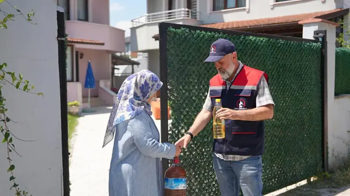 Düzce'de evdeki atıkları getirene dev destek: 5 litre atık yağ getirene 1 litre yemeklik yağ hediye!