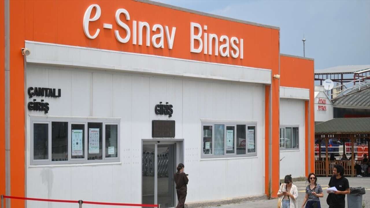 ÖSYM'den dev dijital dönüşüm hamlesi: e-Sınavlar tüm Türkiye'ye yayılacak