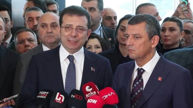 Mutlak butlan sonrası ayrışma ayyuka çıktı: ‘CHP’liler’ Ekrem İmamoğlu ve Özgür Özel’i karşı karşıya getirdi