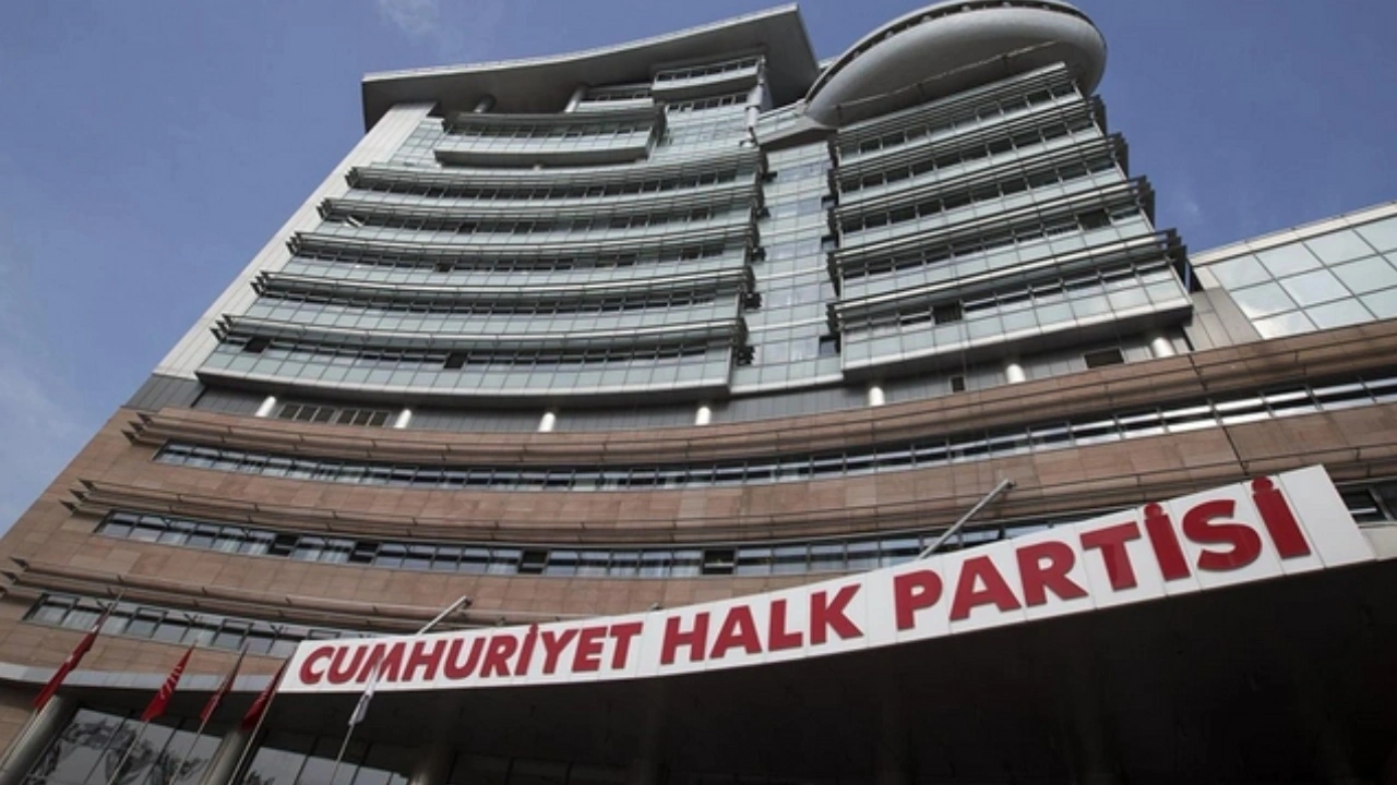 Son dakika | 84 eski CHP'li vekilden 'derhal kurultay' çağrısı geldi!