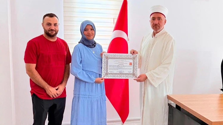 Müslüman olan Japonya vatandaşı Yuka Yamasita Mardin’de nikah masasına oturdu