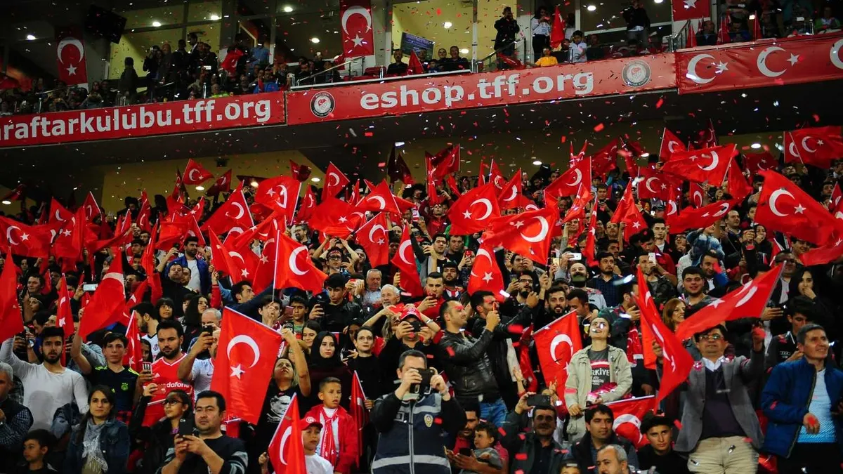 Dünyanın en tutkulu futbol ülkeleri belli oldu! Türkiye listeyi altüst etti...