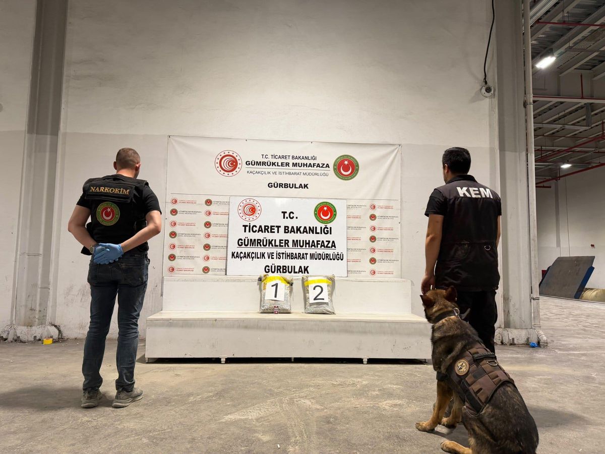 Gürbulak Gümrük Kapısı'nda uyuşturucu operasyonu: 23 kilodan fazla uyuşturucu ele geçirildi