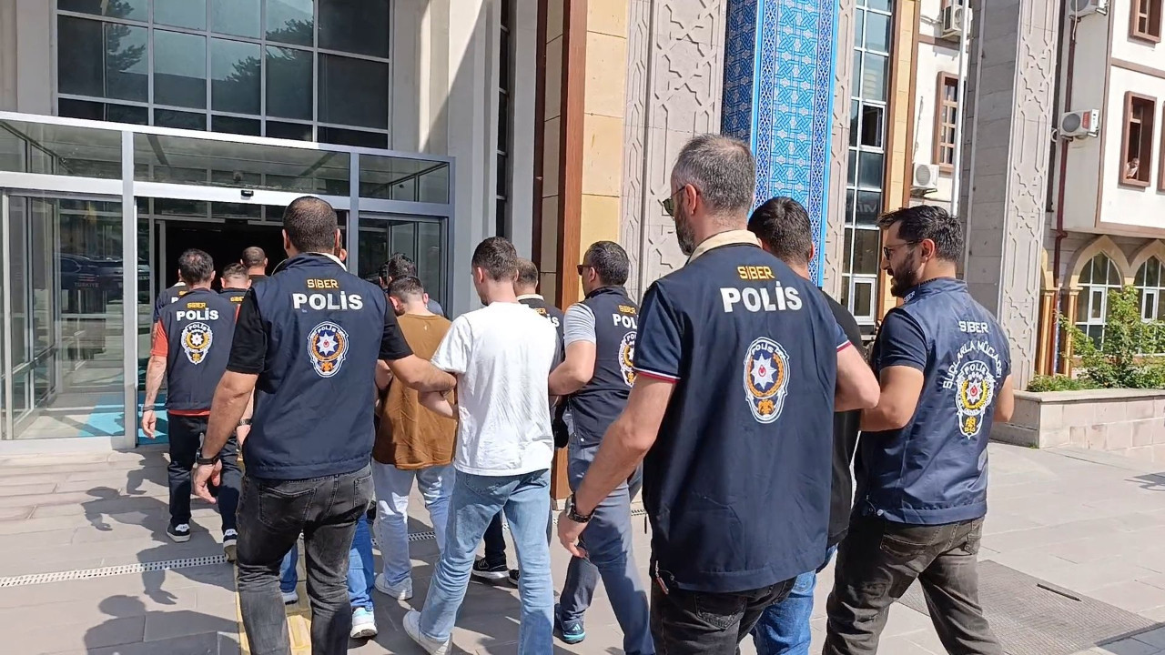 22 milyon liralık vurgun yapan şebekeye darbe! 9 ilde 14 tutuklama