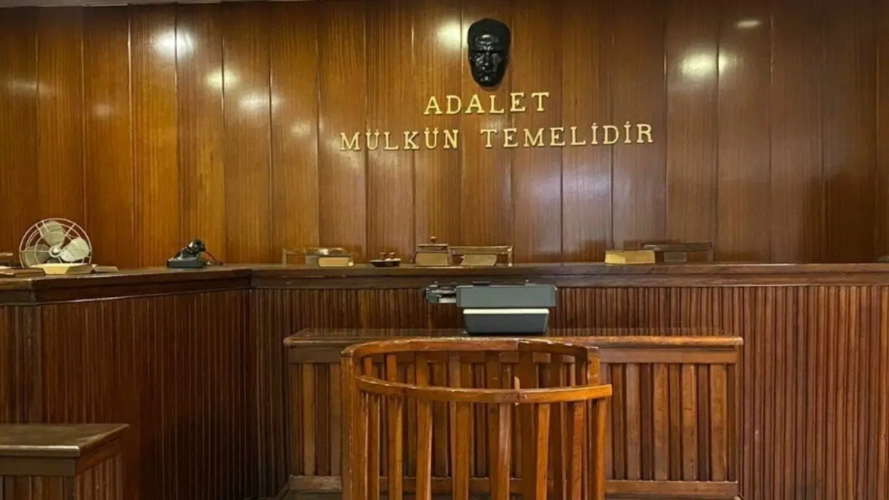 Gazeteciler haber yaptıkları için bugün hâlâ dava ve tutuklanma tehdidiyle karşı karşıya: Mücadeleye devam!