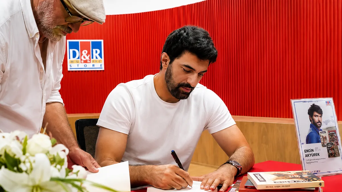 Engin Akyürek'ten anlamlı destek: 'Benim için çok kıymetli' diyerek duyurdu