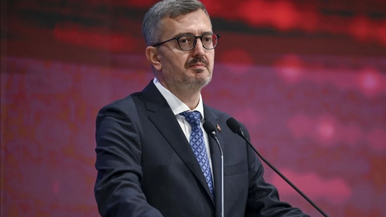Ayasofya’nın ibadete açılışının 6. yıl dönümü: Burhanettin Duran’dan mesaj