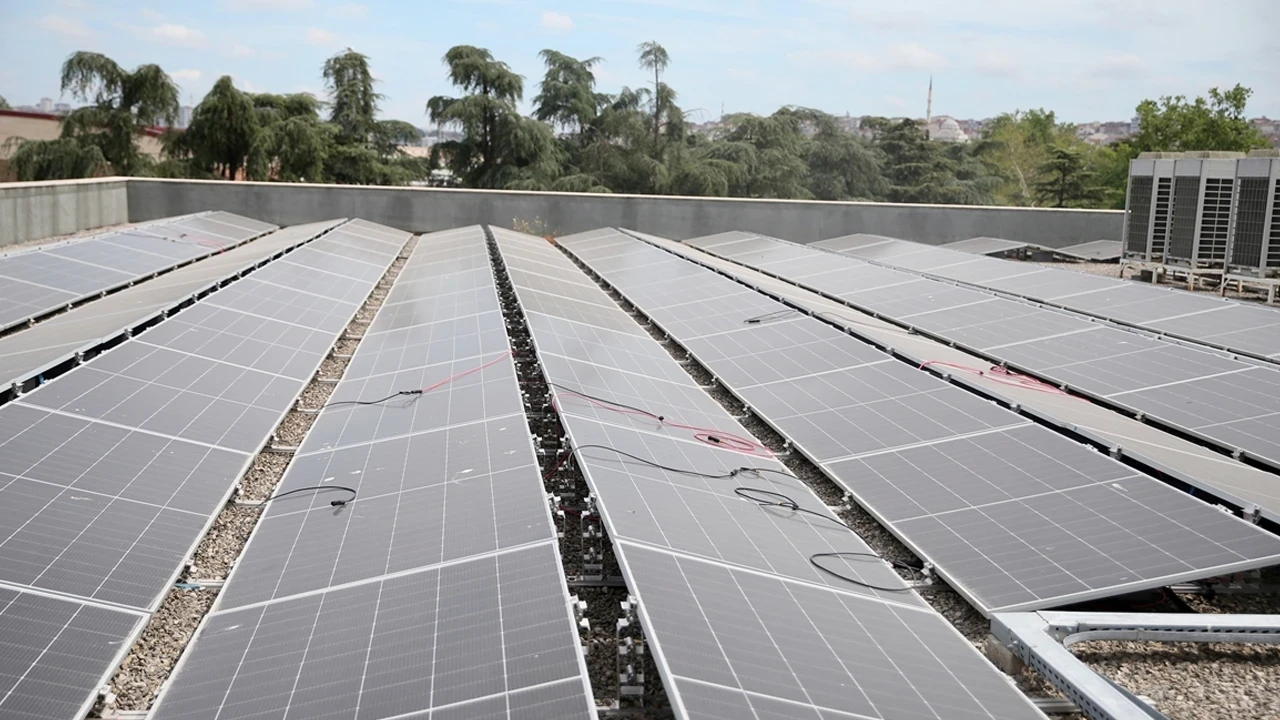 GTÜ enerjide dönüşüme gidiyor: Elektriğini güneşten karşılayacak