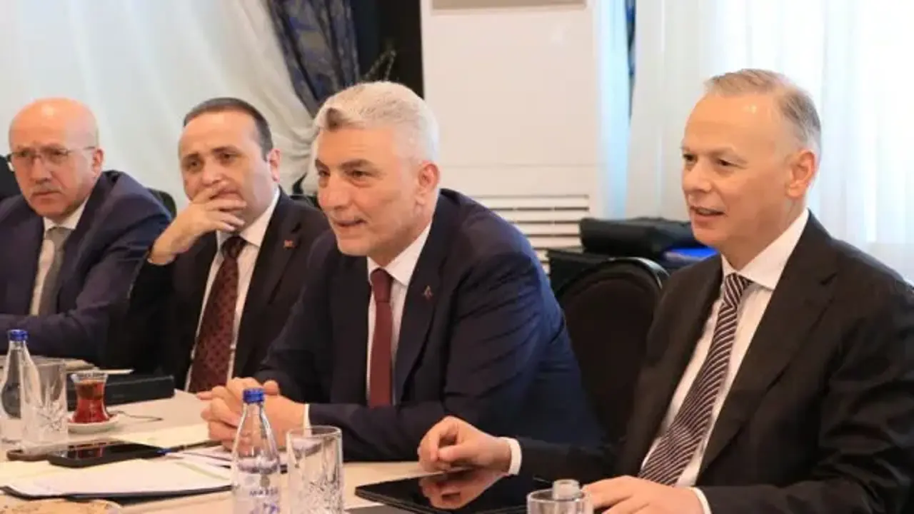 Bakan Bolat: Türkiye ve Suriye imza noktasında!