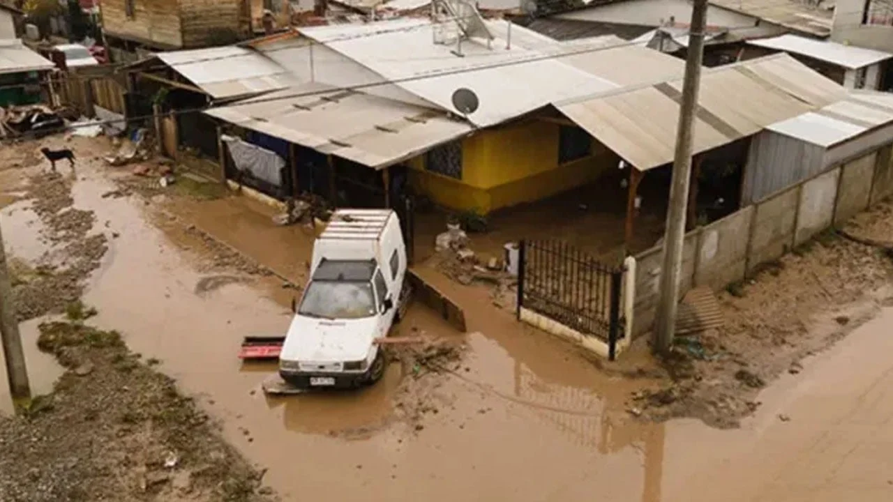 Şili’de sel felaketi! 13 ölü, 7 kayıp