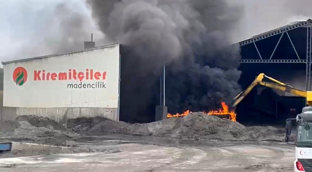 Edirne'de eylemin sürdüğü maden tesisinde yangın çıktı