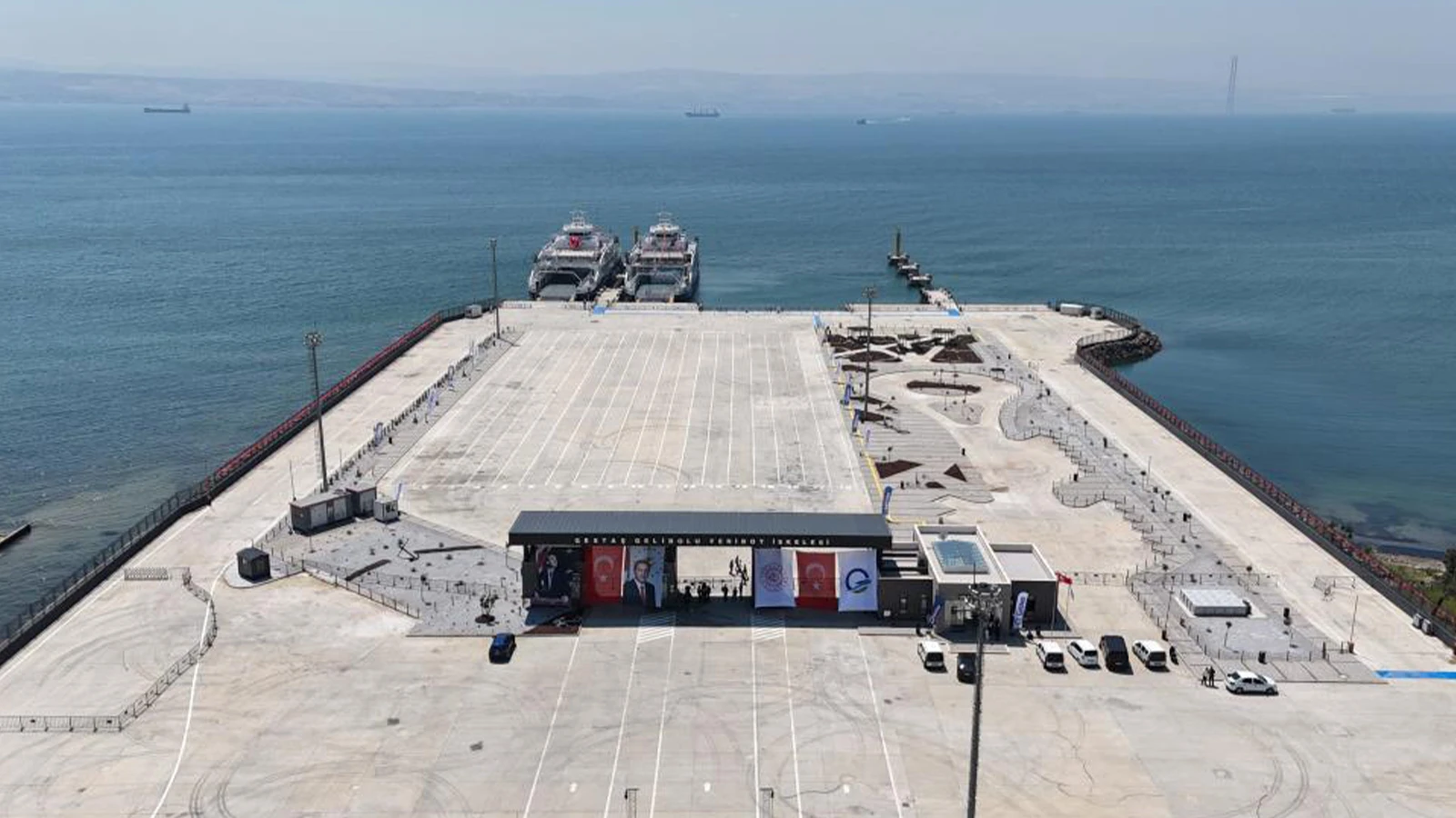 Bakan Uraloğlu: İstanbul-Çanakkale arası 3,5 saatten 2 saate düşecek