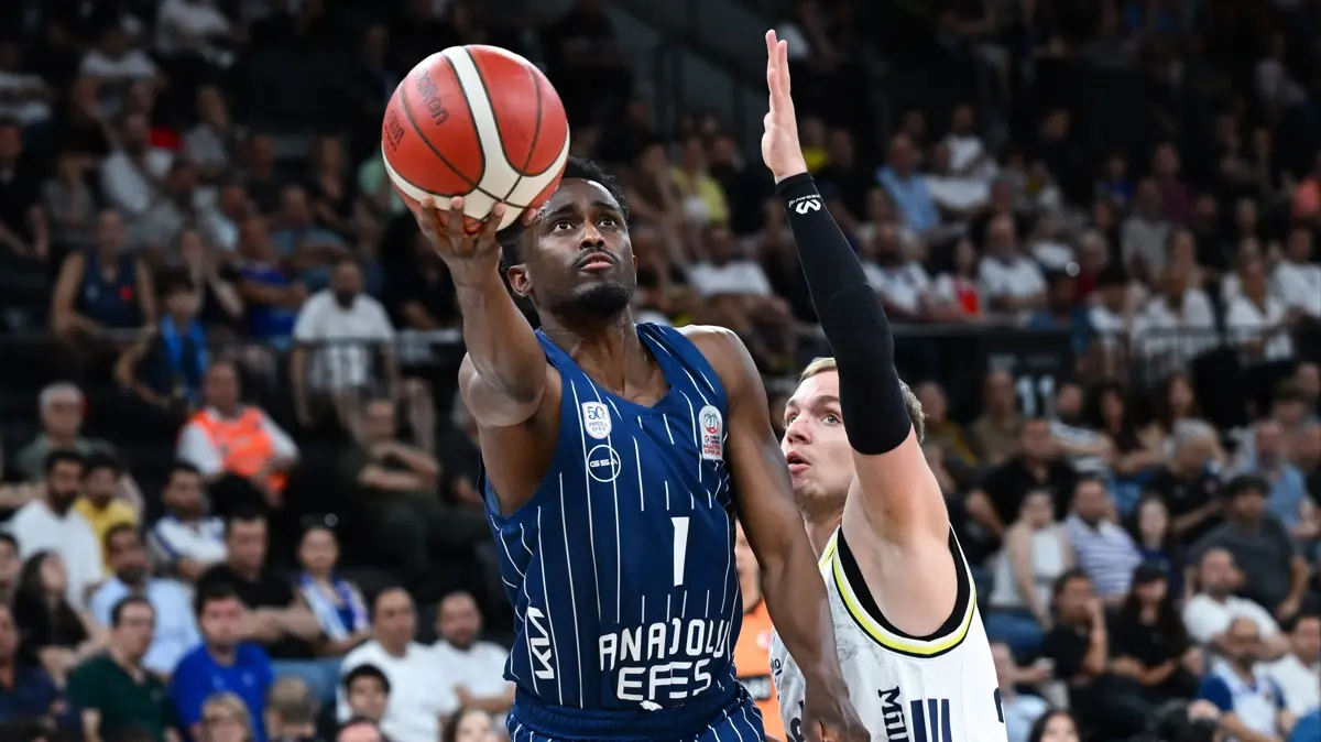 Anadolu Efes ayrılığı açıkladı: Beaubois