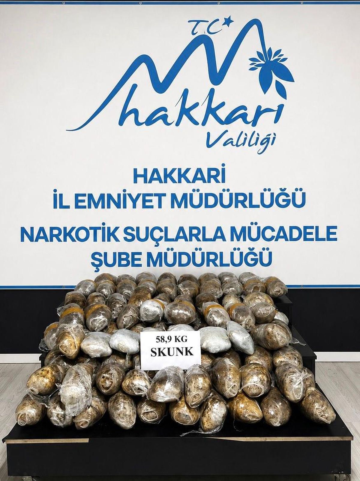 Hakkari'de 58 kilo 900 gram uyuşturucu ele geçirildi