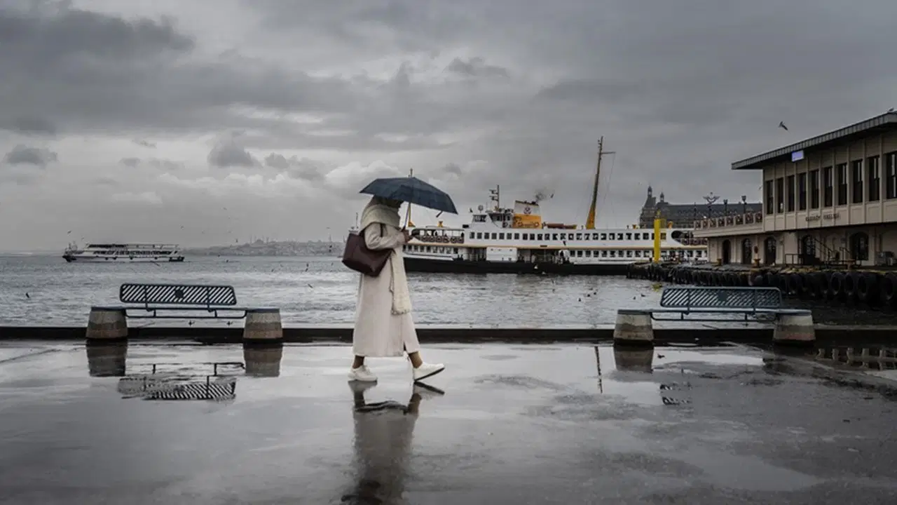 AKOM uyardı: İstanbul'a sağanak yağış geliyor