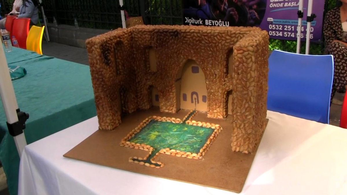 Siirt fıstığının kabuğu sanat eserine dönüştü