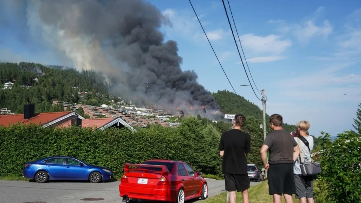 Norveç'te yangın faciası: 100'den fazla ev küle döndü