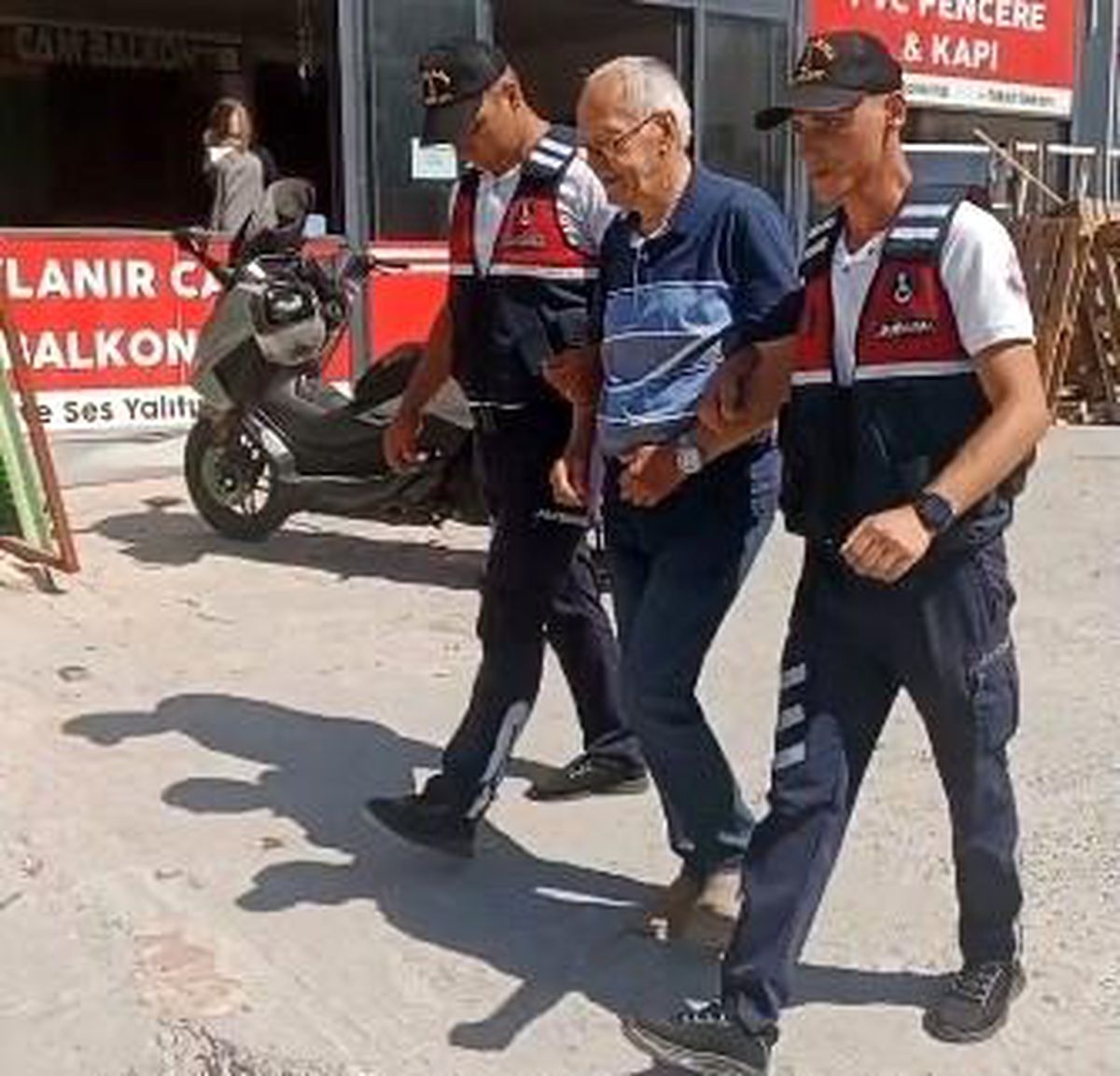 Başkan Öten, gözaltına alındı