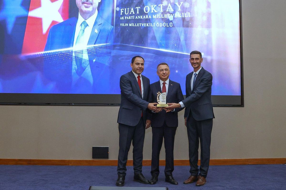 Fuat Oktay: 'Yılın Milletvekili' ödülüne layık görülmekten memnuniyet duydum