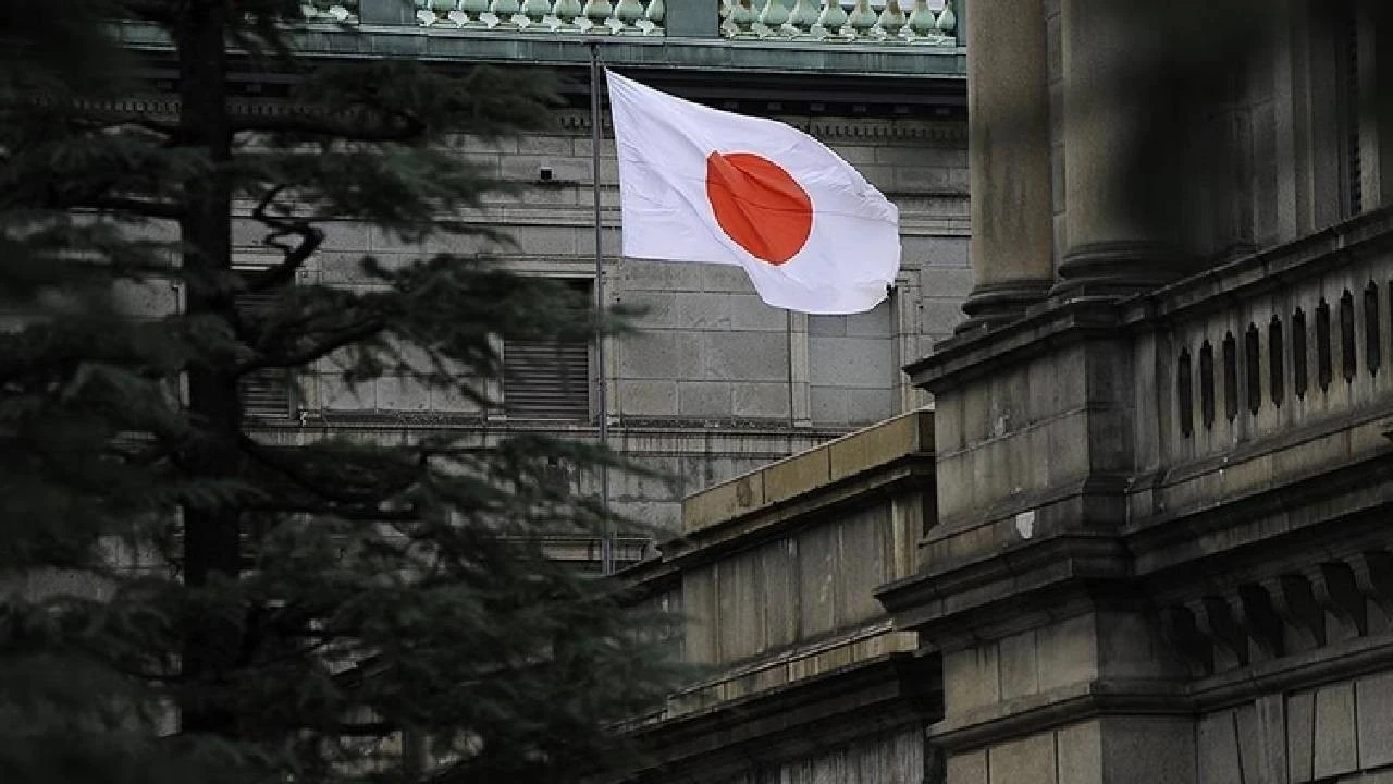 Japonya'da reel ücretler dördüncü ayda da arttı
