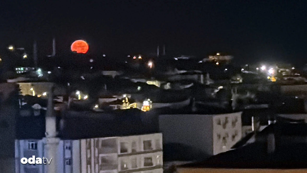 Çilek Dolunayı Yozgat'ta gökyüzünü aydınlattı