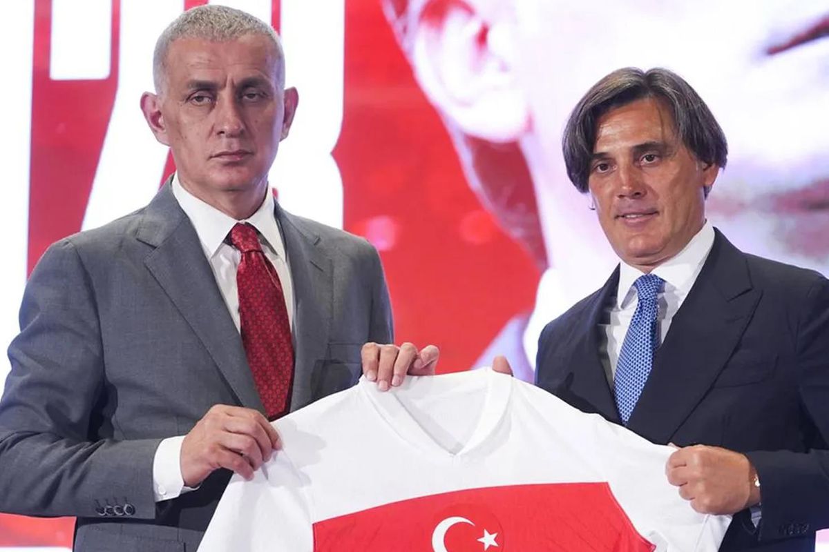 Eski Bakan Mustafa Varank, TFF Başkanı ve Montella'yı istifaya davet etti