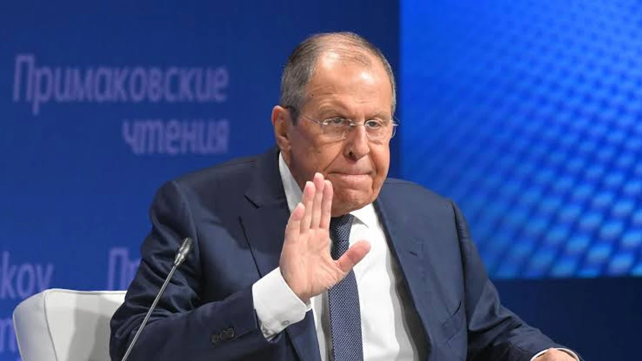 Lavrov: ABD ile İran arasında derhal ateşkes sağlanmalı