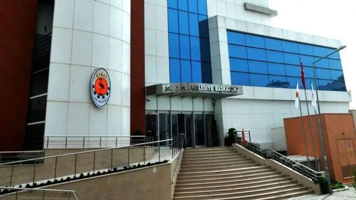 CHP' belediyeler taşınmazları satmaya devam ediyor: Çiğli yine satıyor…