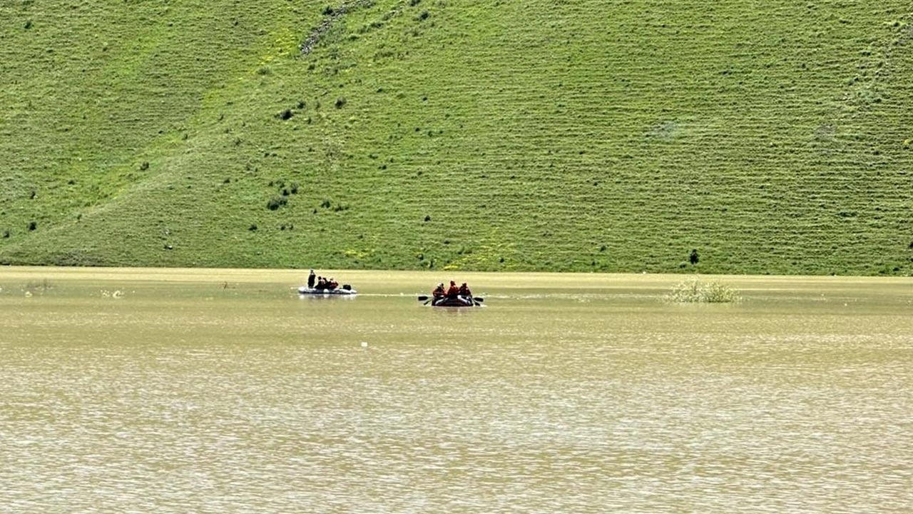 103 kişi Erzurum'da kaybolan çobanı arıyor