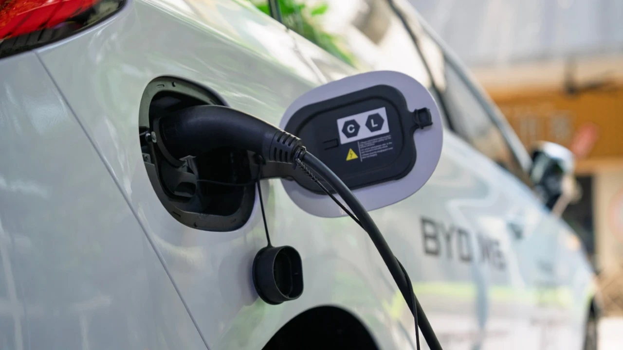 Çinli elektrikli araç devlerine savaş piyangosu