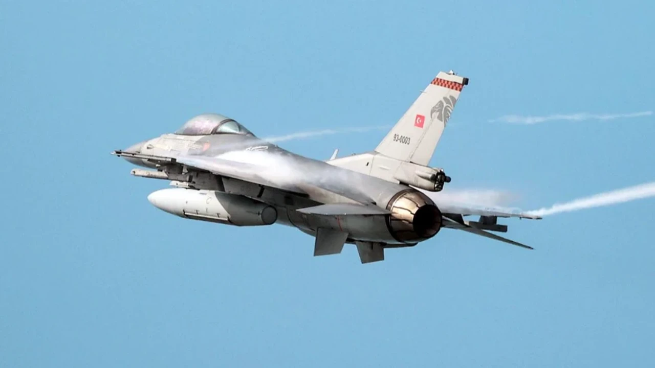 Somali’de Türk F-16’larıyla Eş-Şebab’a operasyon: 35 terörist etkisiz hale getirildi