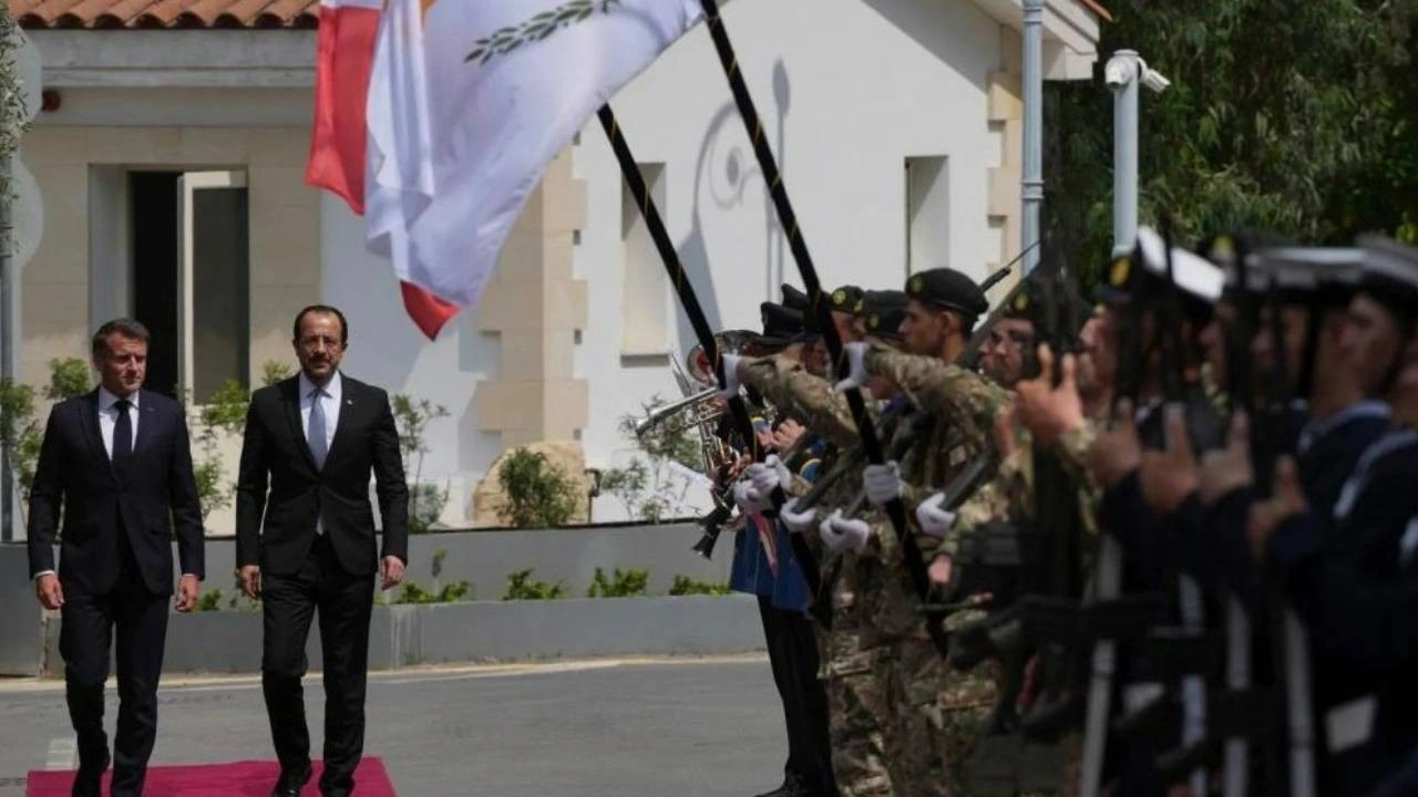 Güney Kıbrıs'a asker yerleştiriyorlar: KKTC'den sert tepki! İsrail'in ardından Fransa...