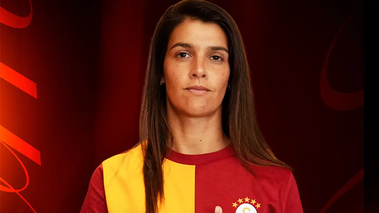 Galatasaray, Carole Costa'yı transfer etti