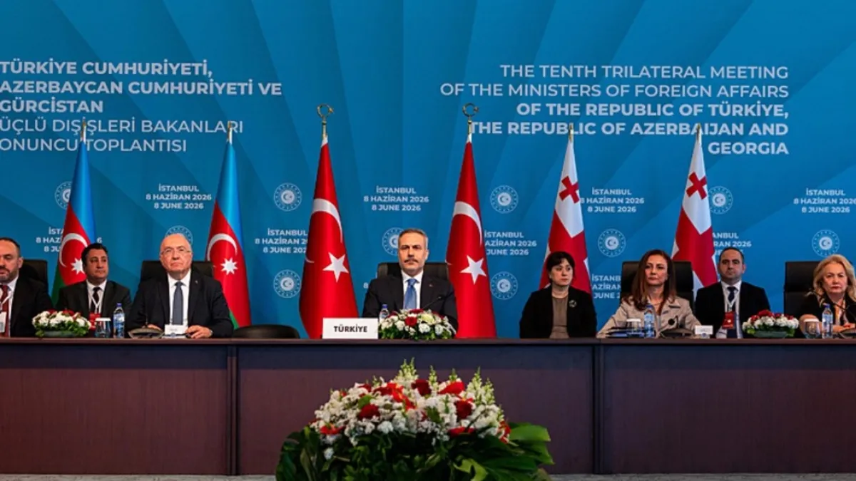 İstanbul'da Türkiye-Azerbaycan-Gürcistan Üçlü zirvesi! Bakan Fidan: ABD-İran savaşı geri bırakılmalı