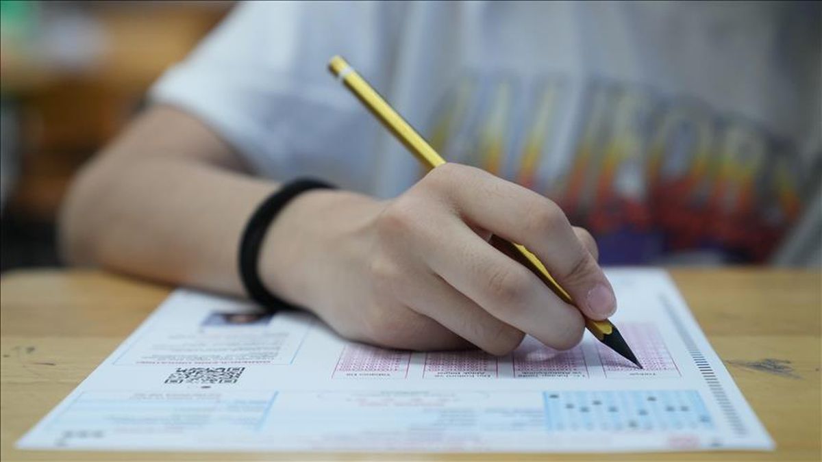 LGS yorumları 2026! LGS zor mu kolay mıydı, sözel ve sayısal sorular nasıldı?