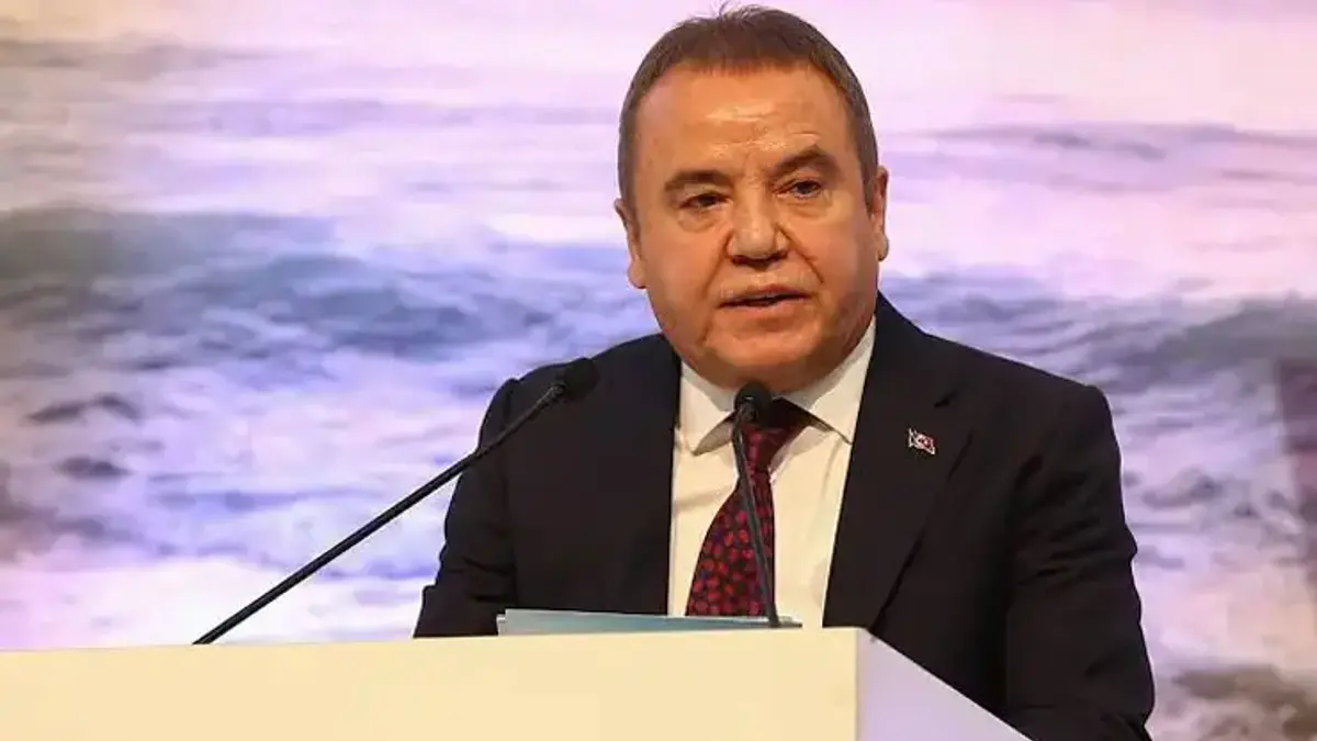 Parasını berberde saklamış! Muhittin Böcek'in kuaförü tutuklandı
