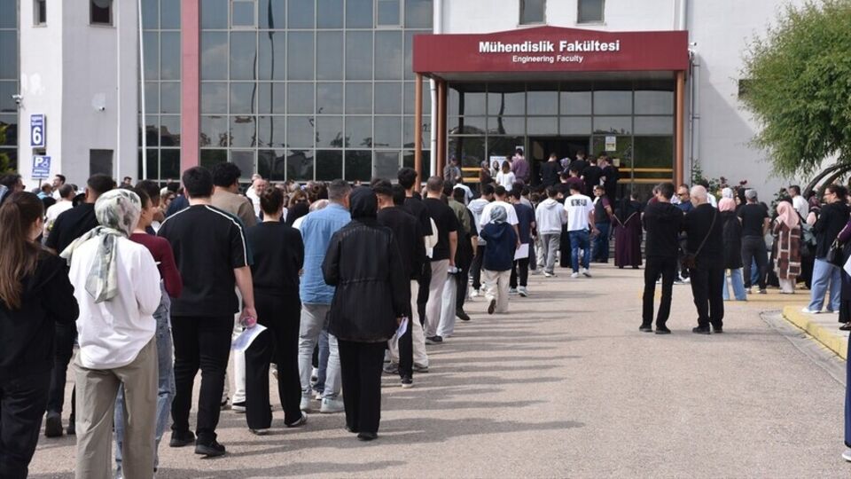 YKS'de ikinci gün heyecanı: AYT başladı