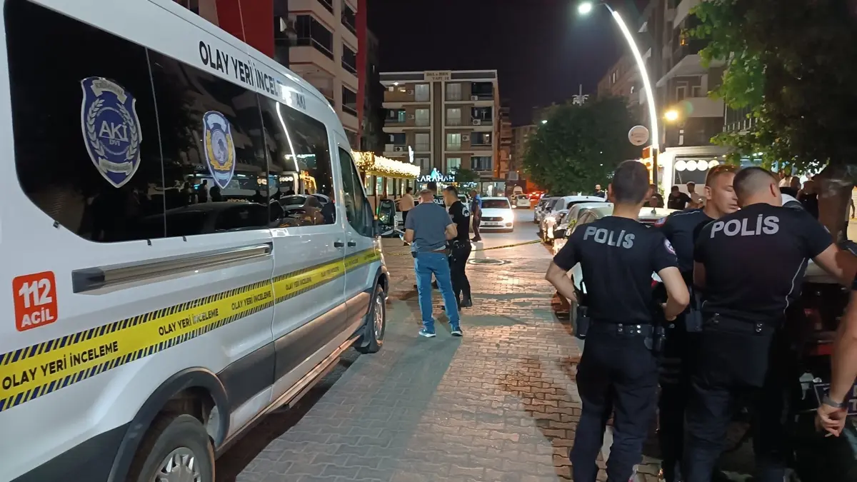 Yayayı hedef aldılar! Seyir halindeki araçtan ateş açtılar