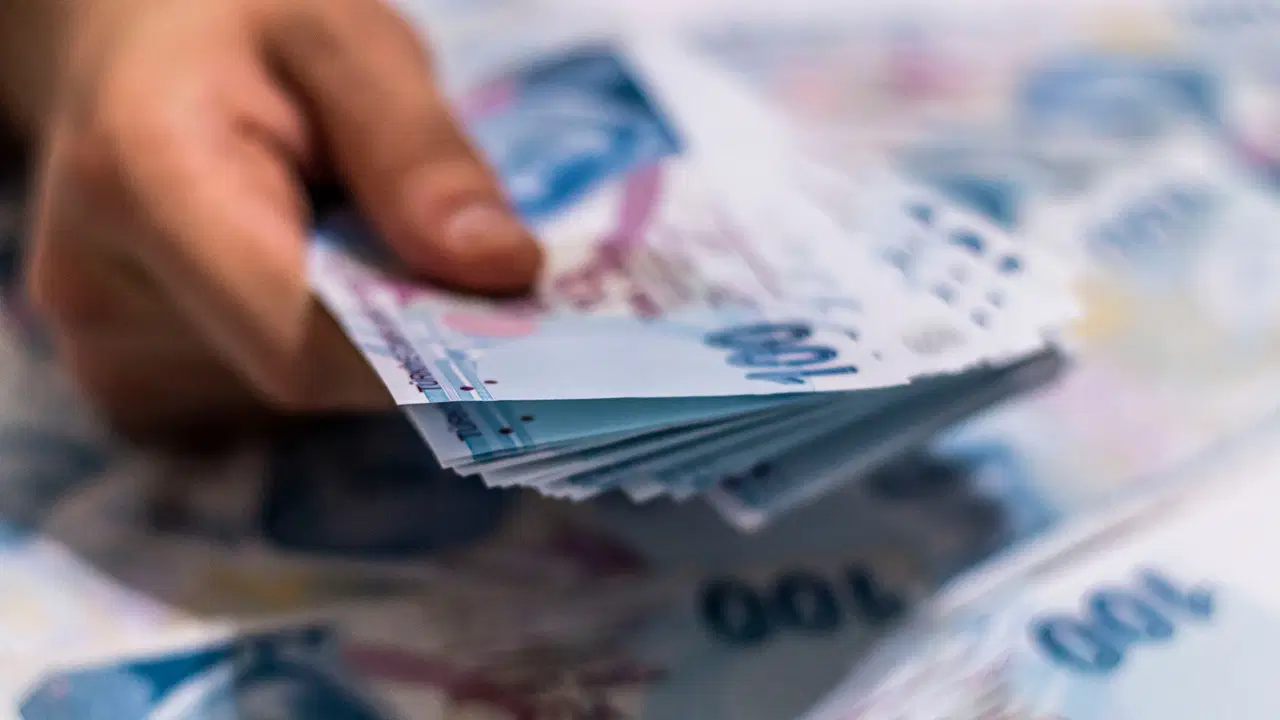 Aradaki fark maaşı etkiliyor: Emeklilik dilekçesi ne zaman verilmeli?