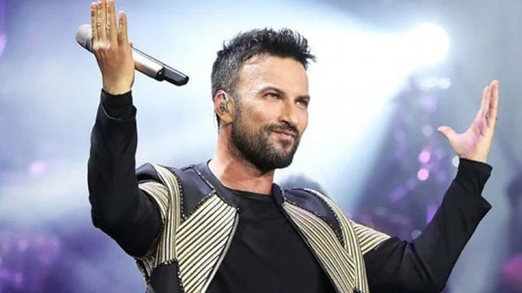 Tarkan'dan Milli Takım'a destek: İhtiyaç duydukları şey yargı değil dayanışma