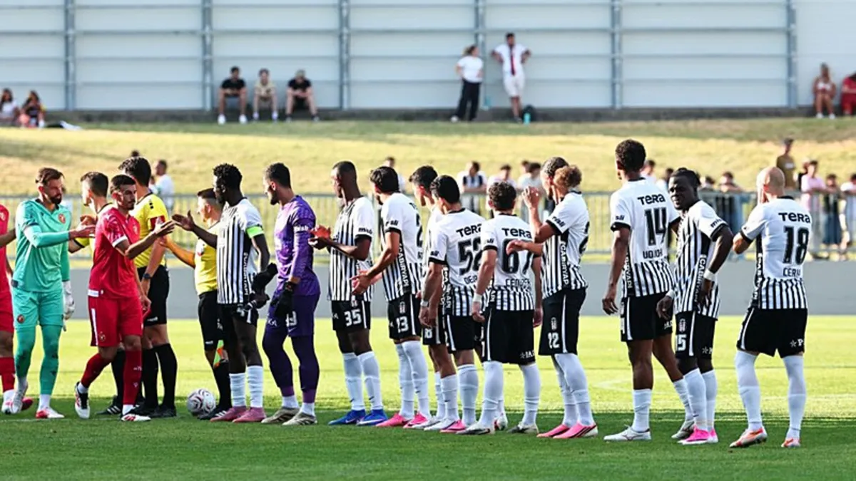 Beşiktaş, Slovakya kampını yarın oynayacağı iki maçla tamamlayacak