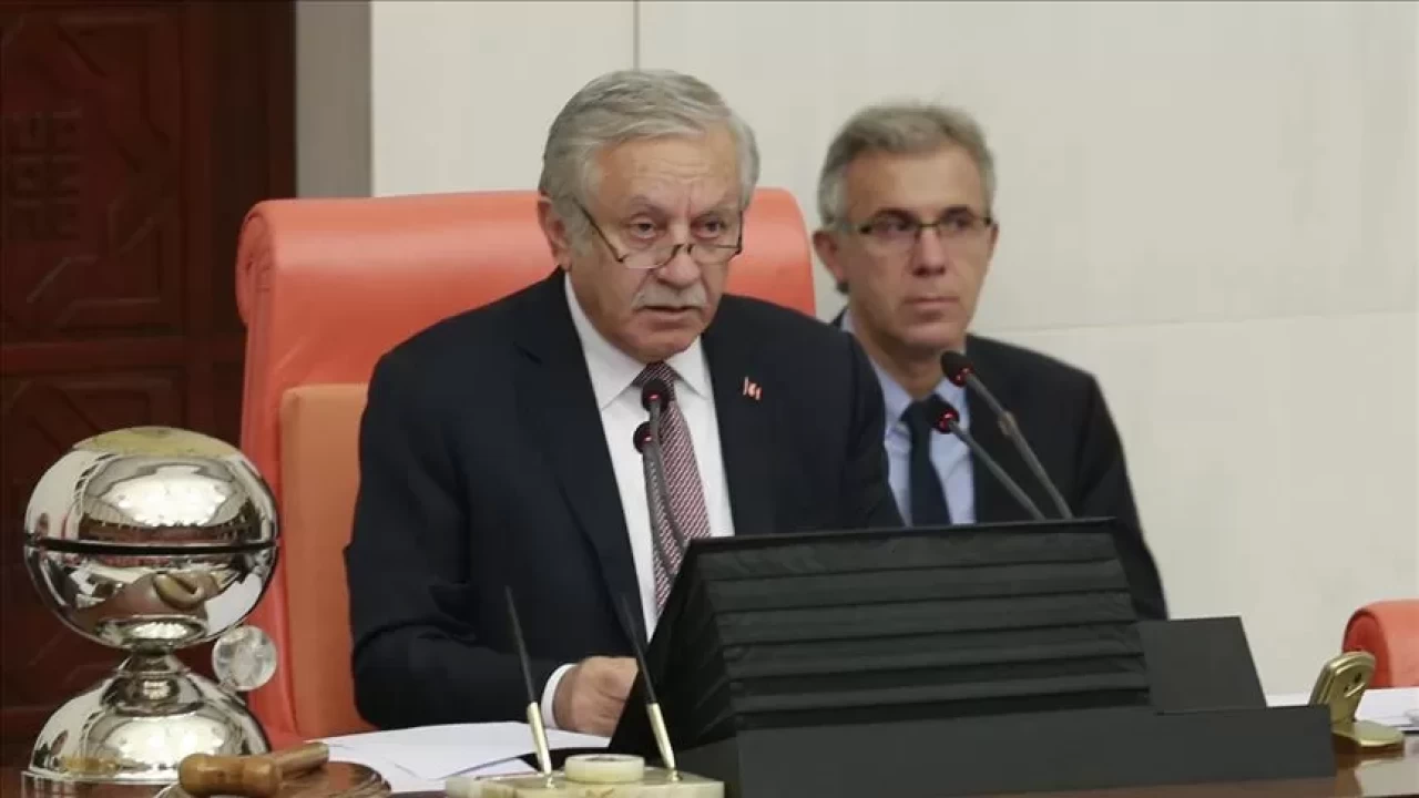 Meclis Başkanvekili Celal Adan'dan YKS'ye girecek öğrencilere başarı mesajı
