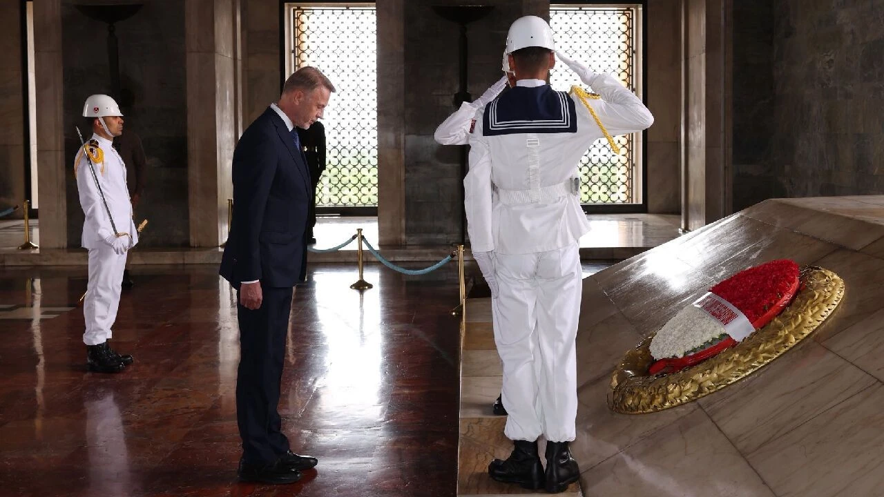 AB Büyükelçisi Orav, Anıtkabir’i ziyaret etti